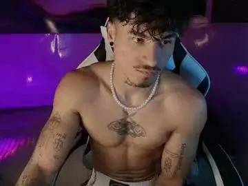 Chaturbate Live Sex Cam of thomas_fit1