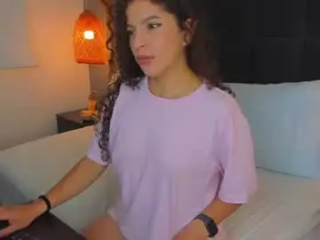 Chaturbate Live Sex Cam of natalie_esmith