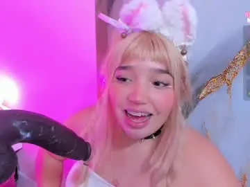 Chaturbate Nude Webcam of hinata_dolly