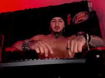 Chaturbate Free Live Porn of thebeastmaster_