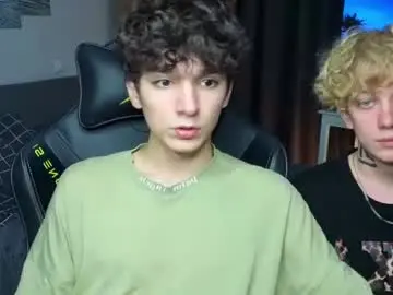 Chaturbate Best live sex cam show of em_chipsi
