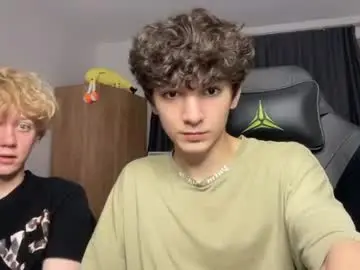 Chaturbate Sex Cam of em_chipsi