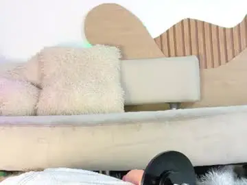 Chaturbate Live Sex of isa_doll0