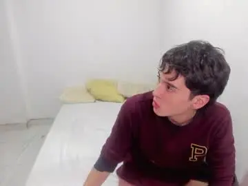 Chaturbate Best live sex cam show of picaszomilos350