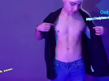 Chaturbate Free Live Porn of aron__cooper