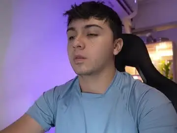 Chaturbate Watch Live Sex Cams of aron__cooper