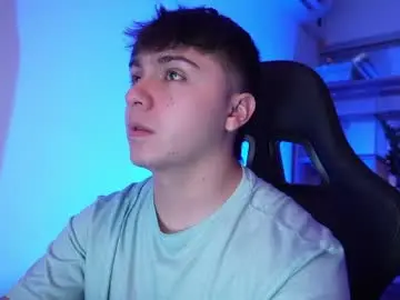 Chaturbate Adult Video Chat of aron__cooper