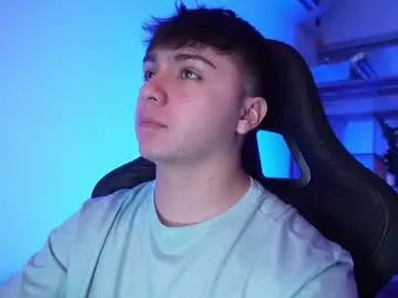 Chaturbate Watch Live Sex Cams of aron__cooper