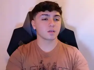 Chaturbate Free Live Porn of aron__cooper