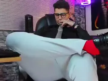 Chaturbate Sex Cam of nicolass_fellener