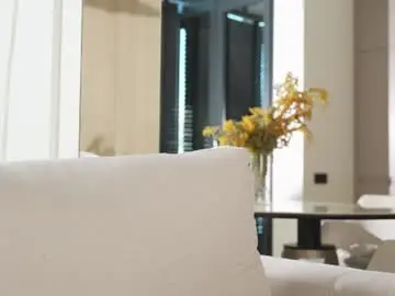 Chaturbate Free Porn Cam of villanelle_l