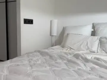 Chaturbate Live Sex of villanelle_l