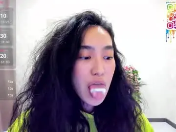 Chaturbate Adult Webcams of kira_lilian