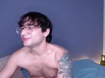 Chaturbate Watch Live Sex Cams of steveoceanbeanhuge
