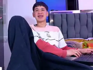 Chaturbate Adult Video Chat of twink_daren