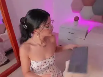 Chaturbate Live Sex Cam of annieblueee