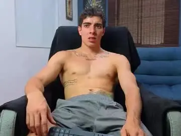 Chaturbate Nude Webcam of ethangreey1