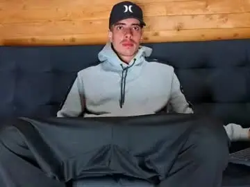 Chaturbate Nude Webcam of ethangreey1