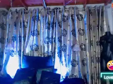 Chaturbate Free Porn Cam of hecate_doll