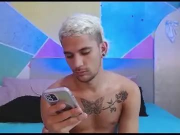 Chaturbate Free Live Porn of rich_de_la_rosa