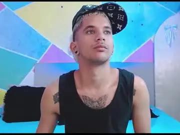 Chaturbate Live Sex of rich_de_la_rosa