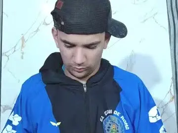 Chaturbate Sex Chat of rich_de_la_rosa