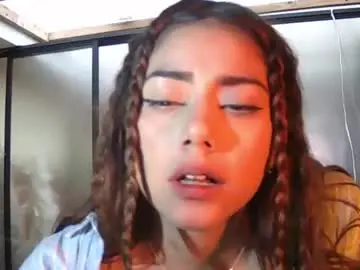 Chaturbate Live Sex Cam of sexyaliceskay