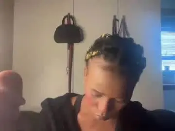 Chaturbate Live Sex of sexyasszeeee
