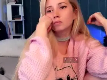 Chaturbate Live Porn of super_peach_stream