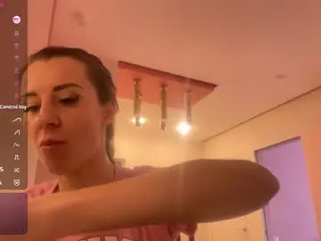 Chaturbate Live Sex Cam of crystallana