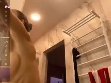 Chaturbate Live Sex Cam of crystallana