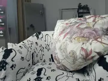 Chaturbate Live Sex Cam of glossybabe_