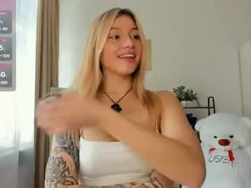 Chaturbate Adult Video Chat of glossybabe_
