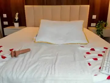 Chaturbate Free Live Porn of saradiamond01