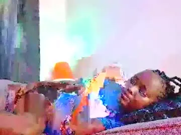 Chaturbate Live Sex Cam of shybambie