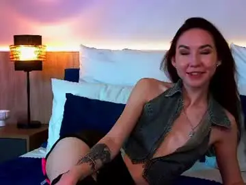 Chaturbate Live Sex Cam of sin_raven