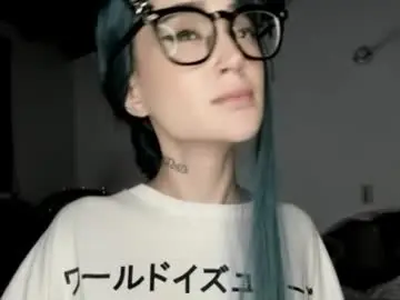 Chaturbate Sex Chat of lonelly_lolly98