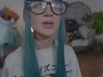 Chaturbate Nude Webcam of lonelly_lolly98