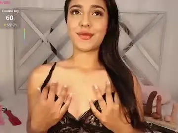Chaturbate Live Porn of thalia_gomez__