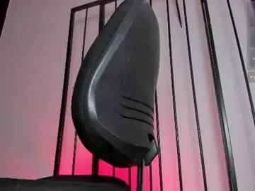 Chaturbate Live Sex Cam of 3x_naxa