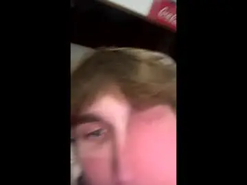 Chaturbate Watch Live Sex Cams of bigskinnyboyshh