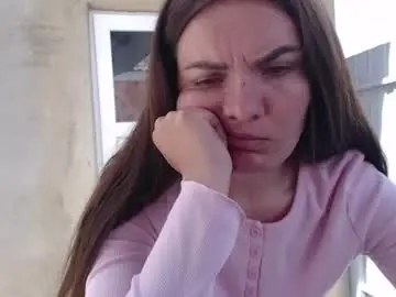 Chaturbate Live Sex Cam of kitcatheaven4u