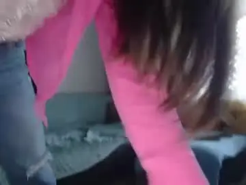 Chaturbate Live Sex Cam of kitcatheaven4u