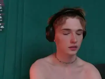 Chaturbate Free Live Porn of kessy_white