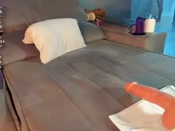 Chaturbate Live Sex Cam of smithwatson2