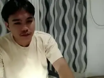 Chaturbate Live Sex Cam of ur_jadelover