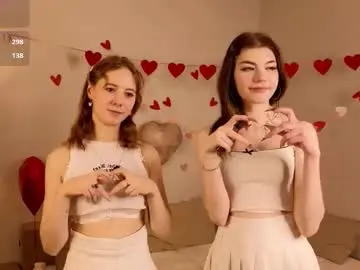 Chaturbate Watch Live Sex Cams of cutebuthott