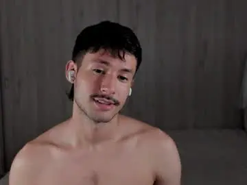 Chaturbate Adult Video Chat of dimitri_targaryen