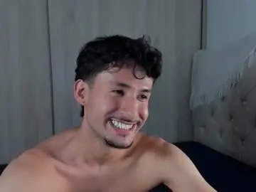 Chaturbate Live Sex Cam of dimitri_targaryen