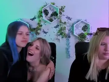 Chaturbate Best live sex cam show of emma_bless_
